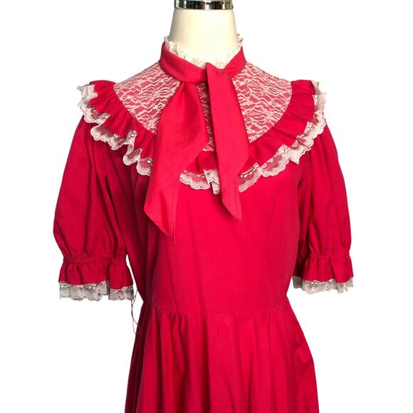 Vintage Square Dance Dress Red Lace Yoke Hand Sewn Circle Skirt Rockabilly - Picture 6 of 13